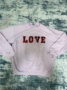 Gildan Light Pink Crewneck Sweatshirt with Burgundy Nail Accent